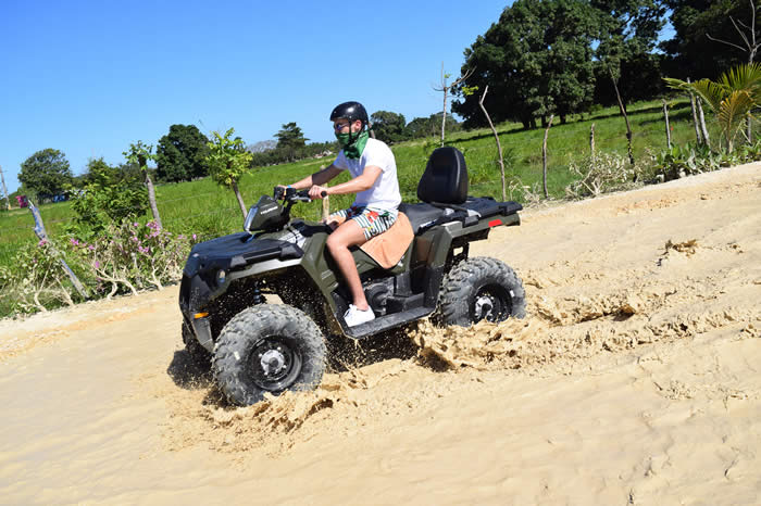 Tours Point, vehículos todoterreno en Bávaro y Macao - Tours Point All terrain vehicles in Bavaro and macao
